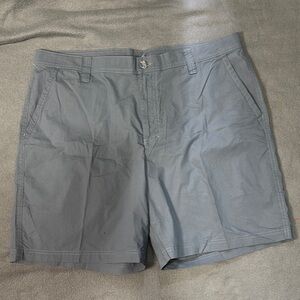 Columbia Men's Gray Shorts Sz 38”x8” VGUC